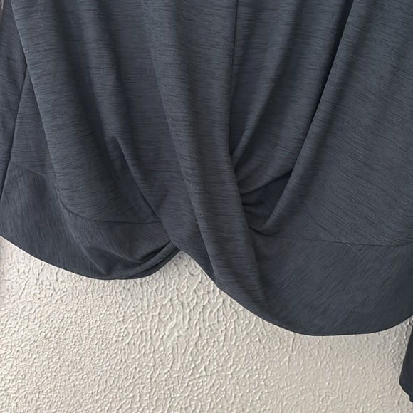 Old Navy Women’s Active Top, Large, Gray - Picture 3 of 6